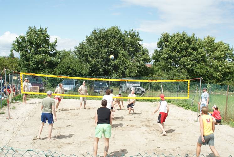 volleyball2009-200.jpg